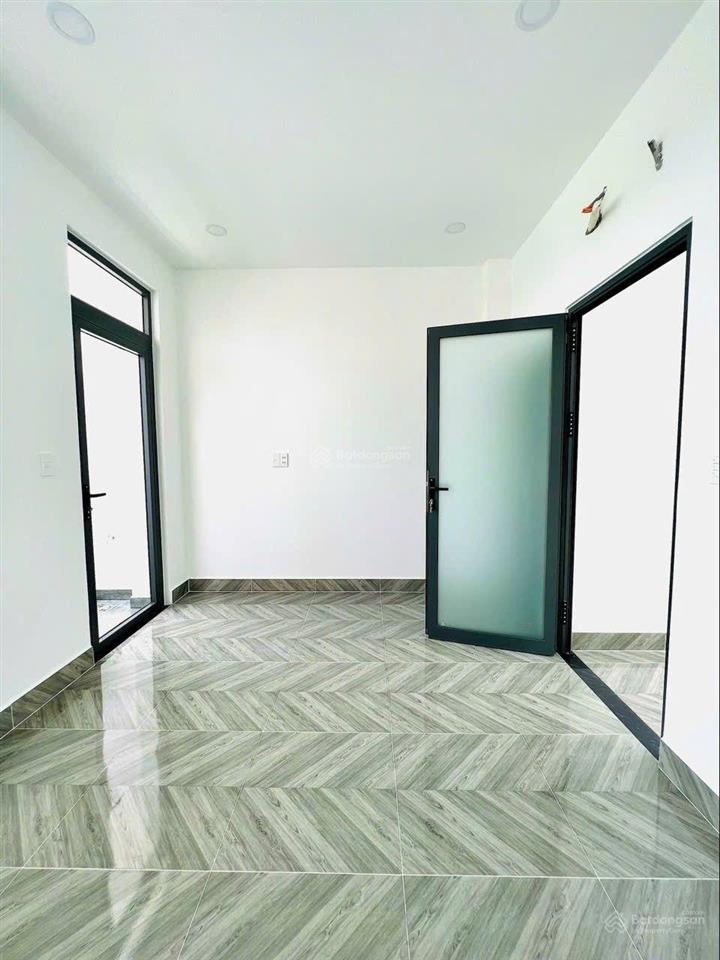 Nhà cty moonland cần bán giá siu tốt khi mua sớm và một số căn đã hoàn thiện rùi.