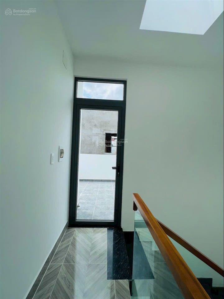 Nhà cty moonland cần bán giá siu tốt khi mua sớm và một số căn đã hoàn thiện rùi.