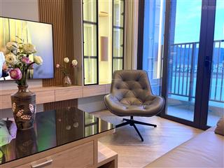 Rẻ hơn cđt 500 triệu, sam towers 2 pn vip 84m2, thuê ngay 40 tr/ tháng