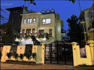 Bán biệt thự view đẹp tại việt hưng, long biên, 48 tỷ, 215 m2.  chính chủ
