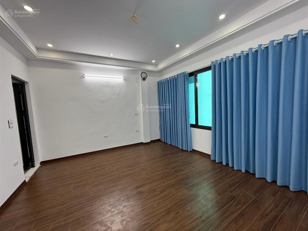 Tuyệt tác! xã đàn 6 tầng xây mới, thang máy, gần phố rộng thoáng dt 42m2 * 6t