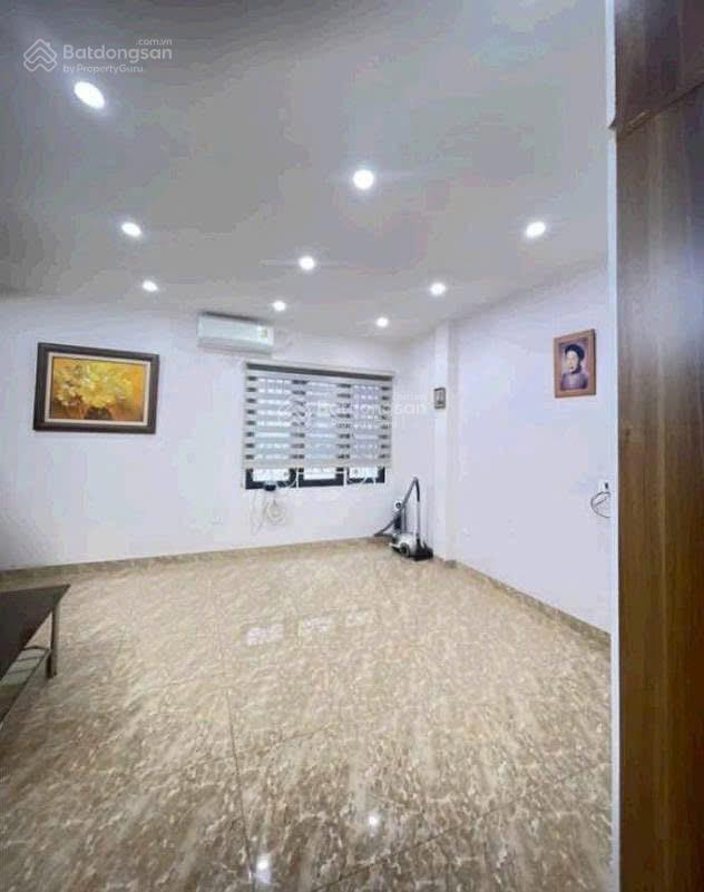 Giảm nửa tỷ! nhà yên lãng, gần phố ngõ thoáng  5 tầng/3pn đủ công năng. ở và kinh doanh
