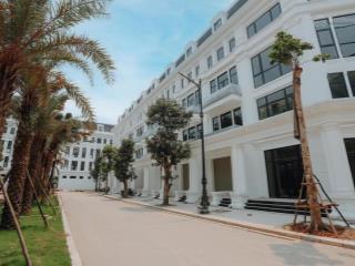 Bán gấp nhà liền kề 4 tầng, ngụy như kom tum, thanh xuân. 123m2. mt 7.2m view vườn hoa đẹp nhất khu
