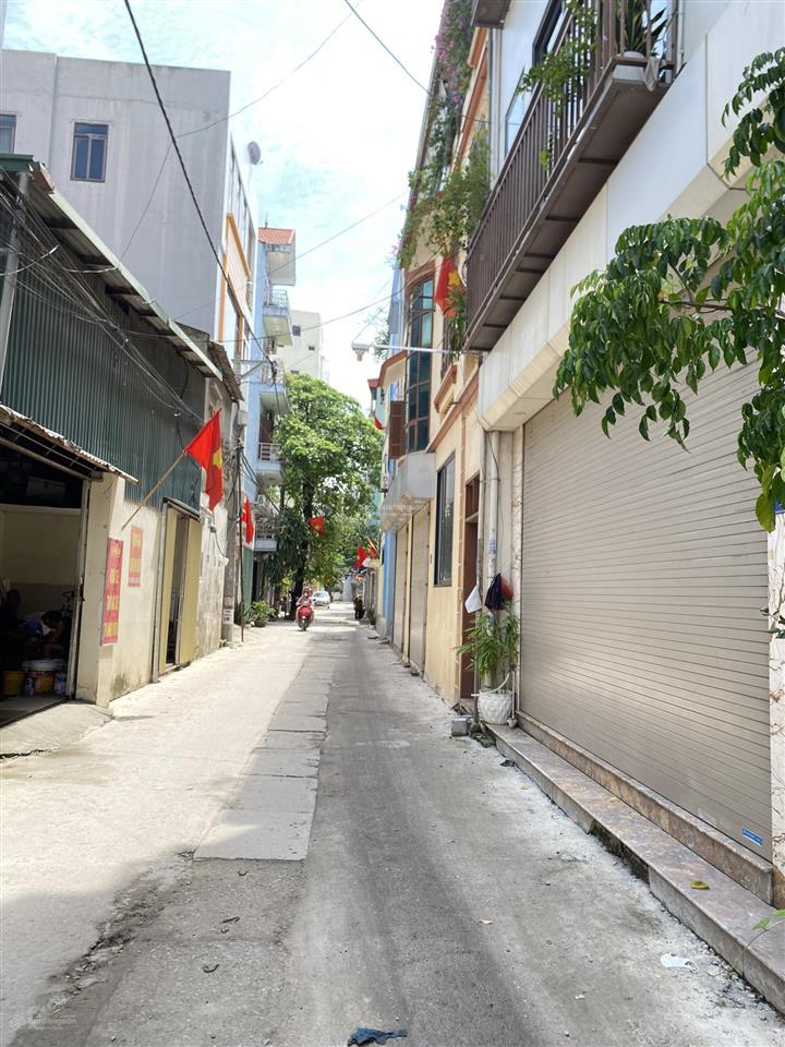 Bán nhà thổ cư đại mỗ, dt 55m2 x 4 tầng 5pn khép kín, 9.5 tỷ, trước nhà rộng hơn 10m, 3 bước ra mp