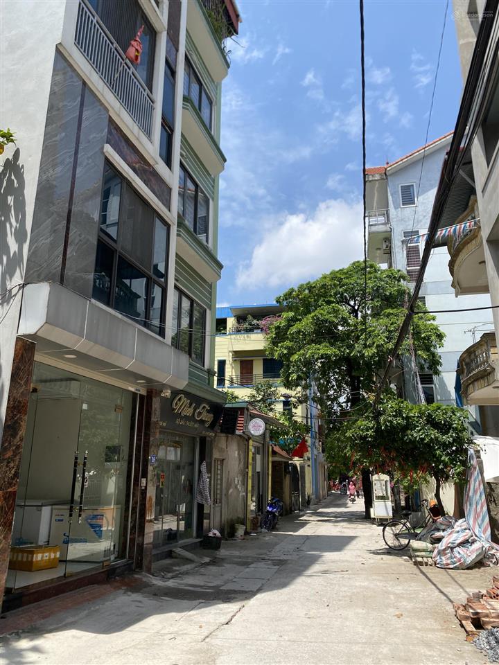 Bán nhà thổ cư đại mỗ, dt 55m2 x 4 tầng 5pn khép kín, 9.5 tỷ, trước nhà rộng hơn 10m, 3 bước ra mp