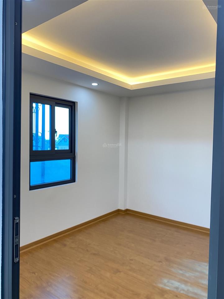 Bán gấp nhà mới tây mỗ dt 45m2 x 5 tầng giá 6.5 tỷ, full nội thất ở luôn, 3 bước bãi gửi ô tô