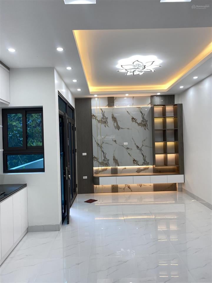 Bán gấp nhà mới tây mỗ dt 45m2 x 5 tầng giá 6.5 tỷ, full nội thất ở luôn, 3 bước bãi gửi ô tô