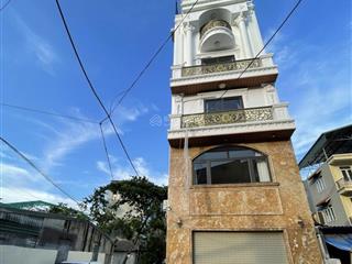 Bán căn 6 thang máy tây mỗ, dt 43m2 giá 8.7 tỷ, gara vf5, 3 bước ra ô tô tránh, kd vp cty tốt