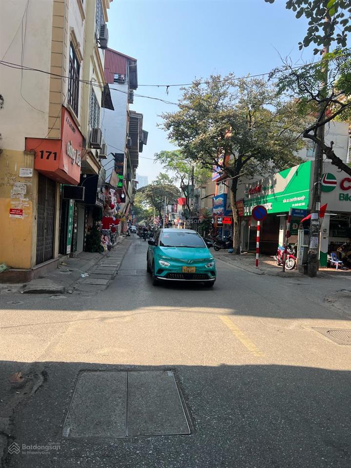 Bán gấp mp doãn kế thiện chợ đồng sa, dt 55m2 x 6 tầng ô chờ thang, giá 23 tỷ, vỉa hè kd đa nghành