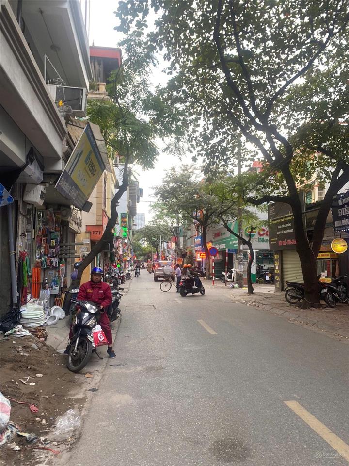 Bán gấp mp doãn kế thiện chợ đồng sa, dt 55m2 x 6 tầng ô chờ thang, giá 23 tỷ, vỉa hè kd đa nghành