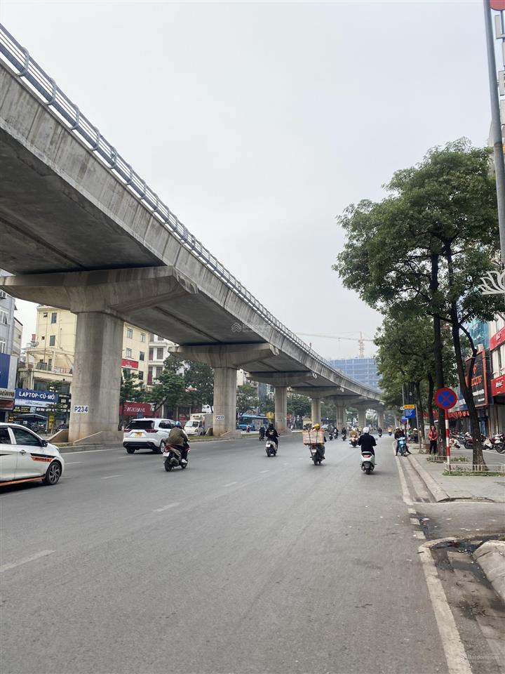 Bán nhà mp hồ tùng mậu, dt 65m2 x 7 tầng thang máy chốt 28 tỷ, vỉa hè mp kd ngon và 1 mặt ngõ ô tô