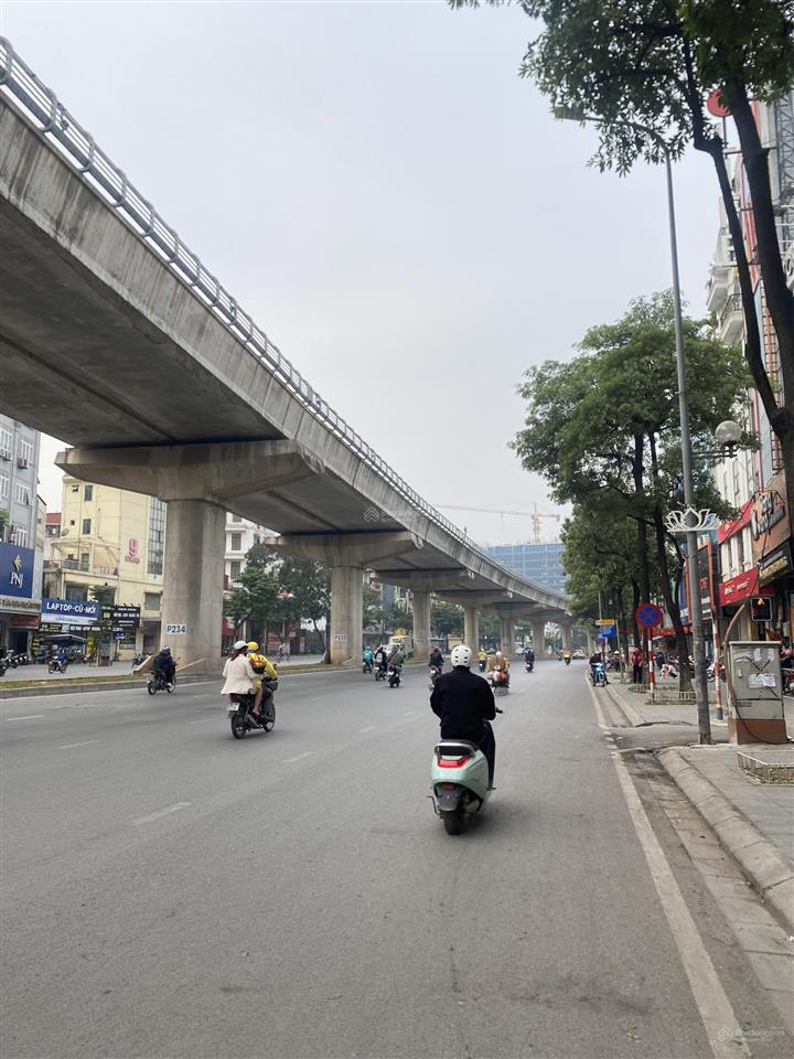 Bán nhà mp hồ tùng mậu, dt 65m2 x 7 tầng thang máy chốt 28 tỷ, vỉa hè mp kd ngon và 1 mặt ngõ ô tô
