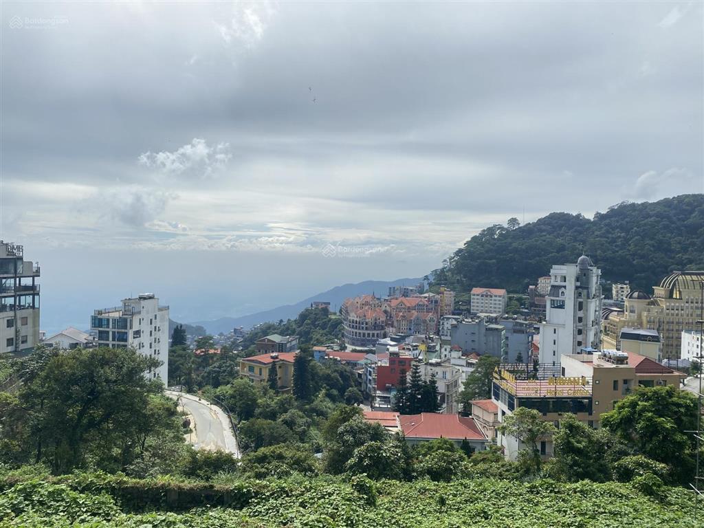 Cần bán ô đất 388,1m2 ngay trung tâm thi trấn tam đảo, sẵn sổ, không bị chắn view  0975 676 ***