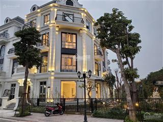 Siêu biệt thự villa sân vườn elegant park thạch bàn 375m2, 4,5t thang máy, nhà full nt hoàng gia