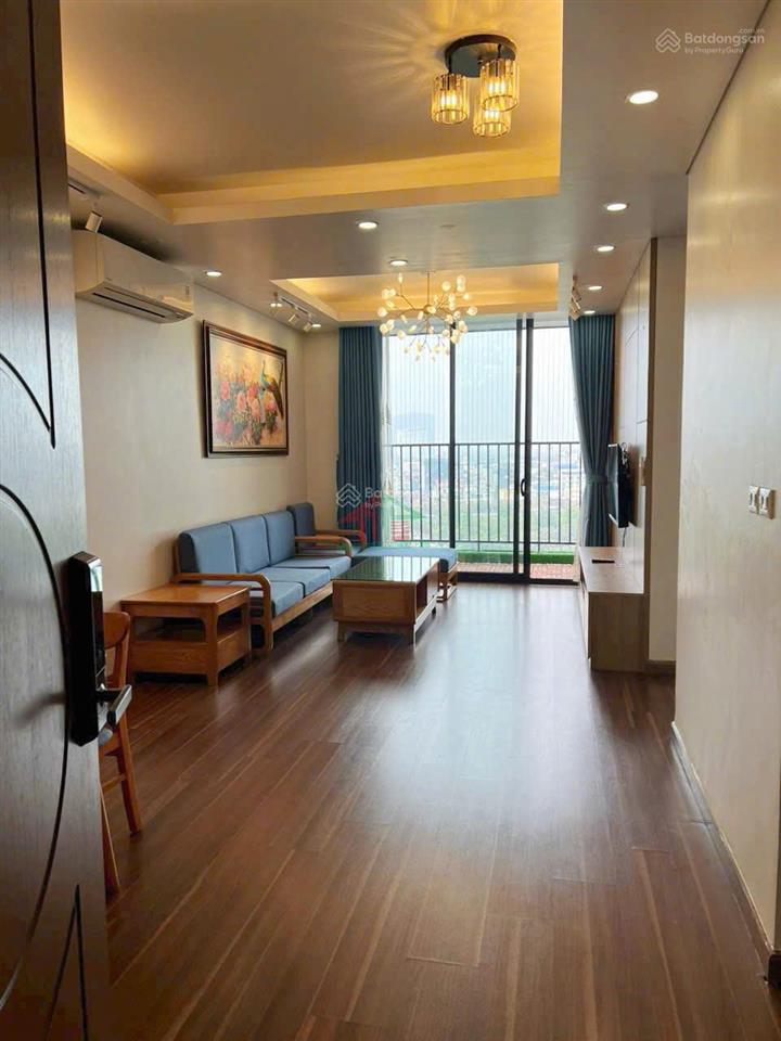 Bán nhanh căn hộ 2pn tòa n01t5 ngđ, view thoáng tầng trung giá 11 tỷ.  0915 830 ***