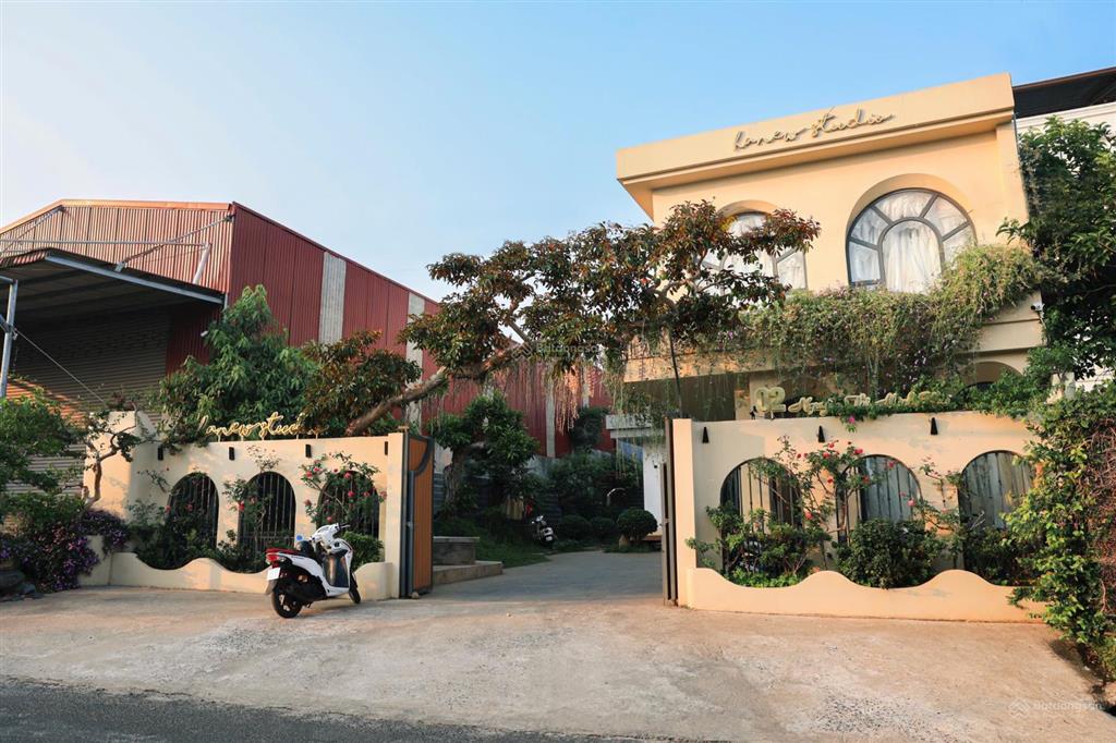 Cần ra gấp hạ giá 22 tỷ hạ tiếp còn 17,5 tỷ bán nhà biệt thự 453m2, view đẹp tại lô 90, đức trọng