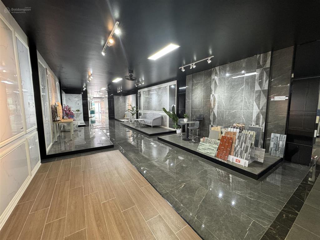 Vip cho thuê kho 2200m2, có 61m mặt tiền ql20 tại thị trấn liên nghĩa