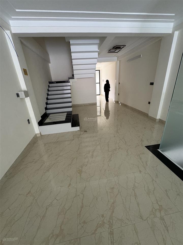 Cho thuê 9m mặt tiền ql 20 khu trung tâm sầm uất nhất đức trọng, lâm đồng