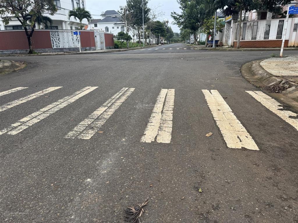 Bán lô biệt thự nghỉ dưỡng lô 90 đức trọng, lâm đồng, giá tốt 7,8 tỷ , 300m2