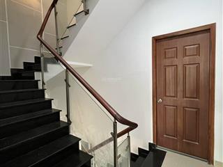 Nhà đẹp ở liền mtnb cư xá d  4x17m 4 tầng  sát mt bình phú  gần chợ hồ trọng quý