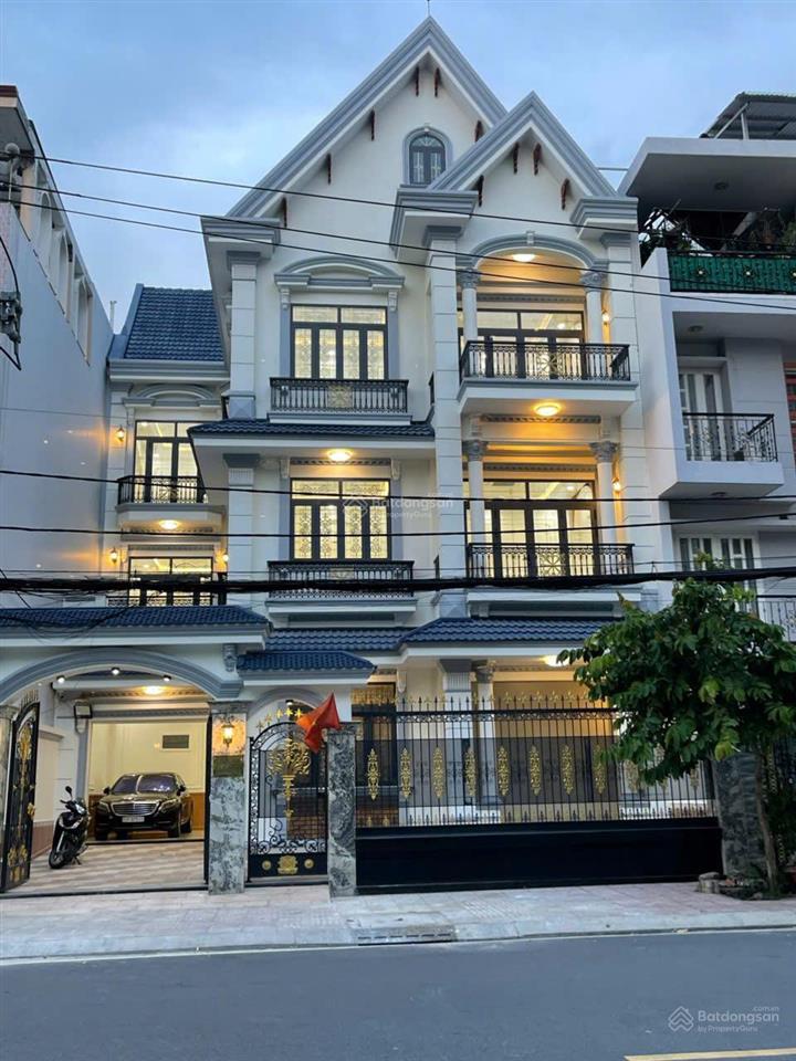 Biệt thự bề thế mtkd đường 20m khu bình phú 12x19m 4 tầng có thang máy sát mt bình phú, metro