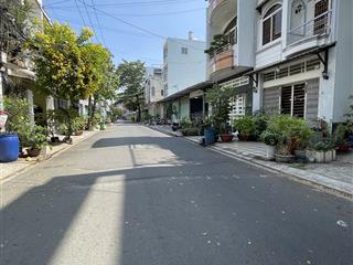 Bán nhà mtnb đường 12m bình phú 1  4 x 16m 1 trệt 1 lầu  gần chợ & công viên