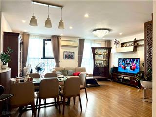 Hot. bán gấp căn hộ 126m2, 3 phòng ngủ, nội thất đẹp, hồ gươm plaza, trần phú