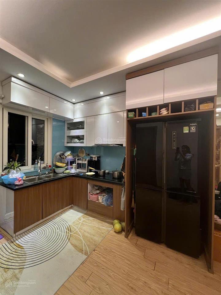 Tôi bán nhanh chung cư bình vượng 200 quang trung 93m2, 2 ngủ, 2 vs, giá tốt