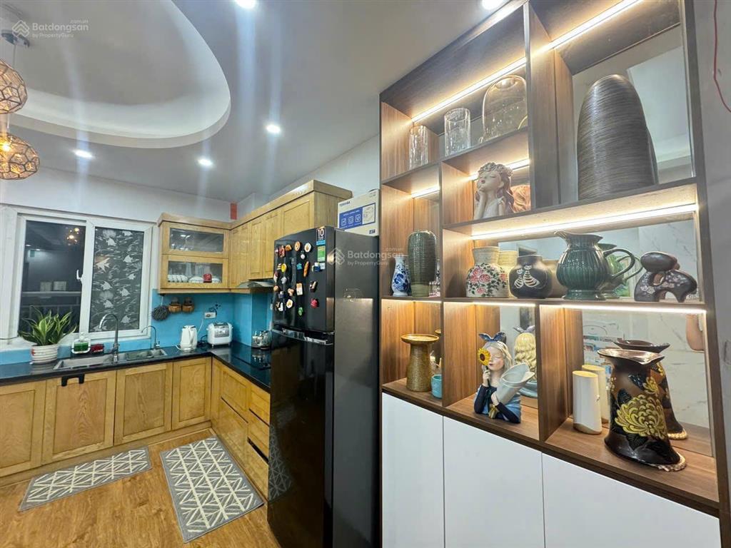 Tôi bán nhanh chung cư bình vượng 200 quang trung 93m2, 2 ngủ, 2 vs, giá tốt