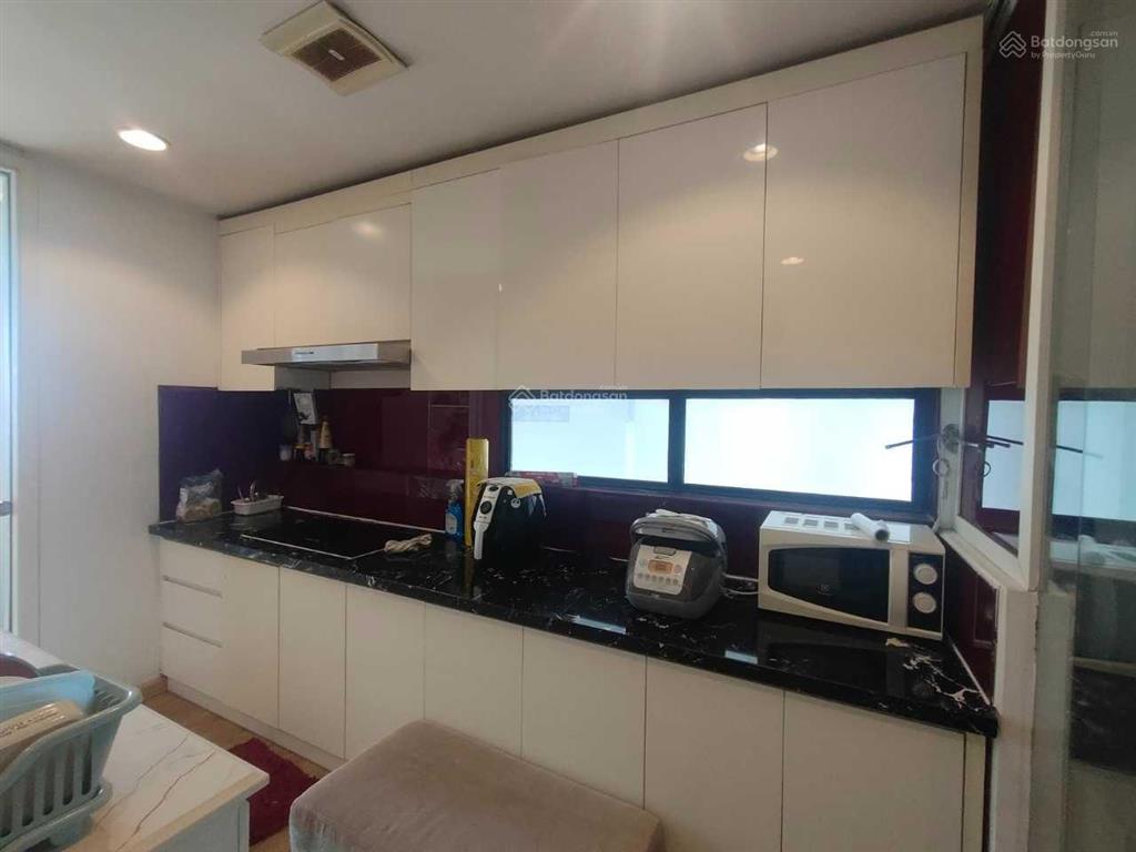 Căn góc. bán chung cư h10  nguyễn trãi, thanh xuân, 100m2, 3 phòng ngủ, 2wc. gần đại học hà nội