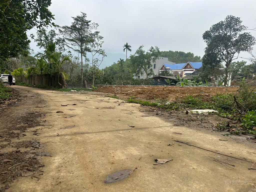 Đất nghỉ dưỡng giáp đại học quốc gia và khu cnc hòa lạc, đường đẹp, giá tốt