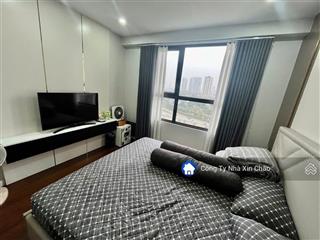 Bán căn hộ 3 ngủ view hồ đẹp top1 d'capitale trần duy hưng. bếp mở, view thoáng