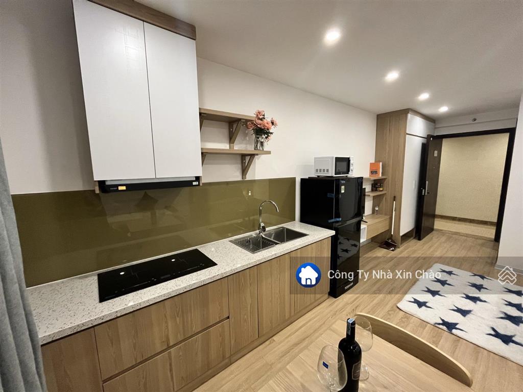 (bán nhanh) căn hộ studio siêu đẹp với ban công đông nam nhìn hồ tại d'capitale