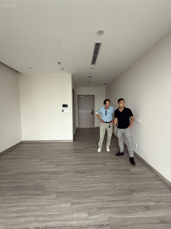 Ecopark. studio toà sf2. view đẹp. giá rẻ. chính chủ bán