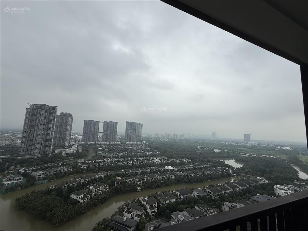 Ecopark. studio toà sf2. view đẹp. giá rẻ. chính chủ bán