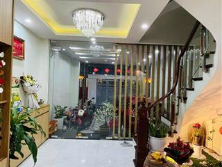 Cho thuê nhà riêng 4 tầng*67m2 kđt ao sào, đủ nội thất, oto đỗ cửa