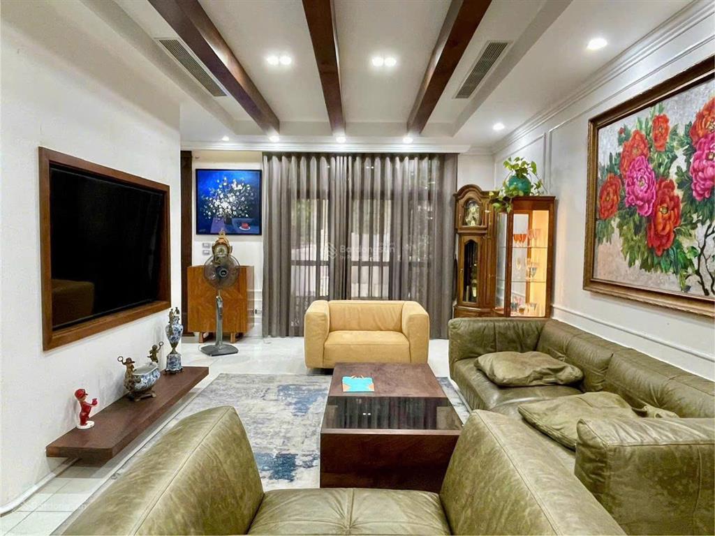 Bán biệt thự tứ lập mỹ gia nhà đẹp full nội thất cao cấp dt 15x17m bán 85tỷ xem nhà  0908 018 ***