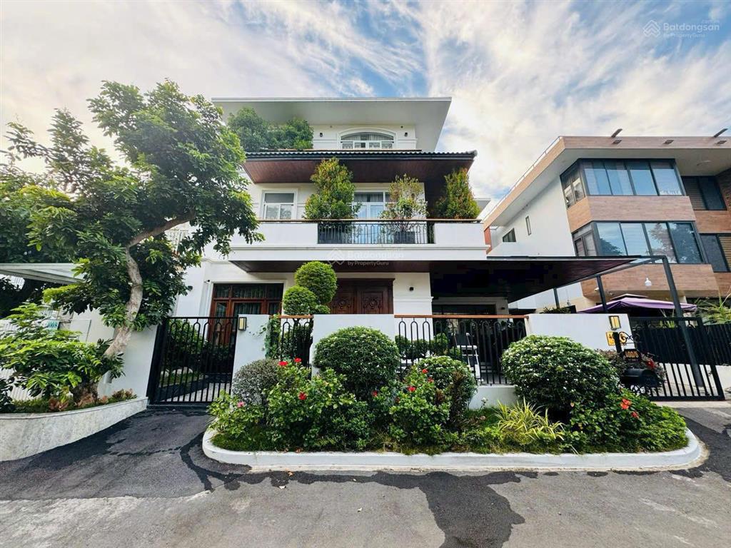 Bán biệt thự tứ lập mỹ gia nhà đẹp full nội thất cao cấp dt 15x17m bán 85tỷ xem nhà  0908 018 ***