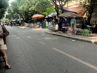 Làn 2 tỉnh lộ 419 xã họp đồng chương mỹ . mặt tiền 11m dt 121mv ngõ rộng 3.4m giá35tr/1mv