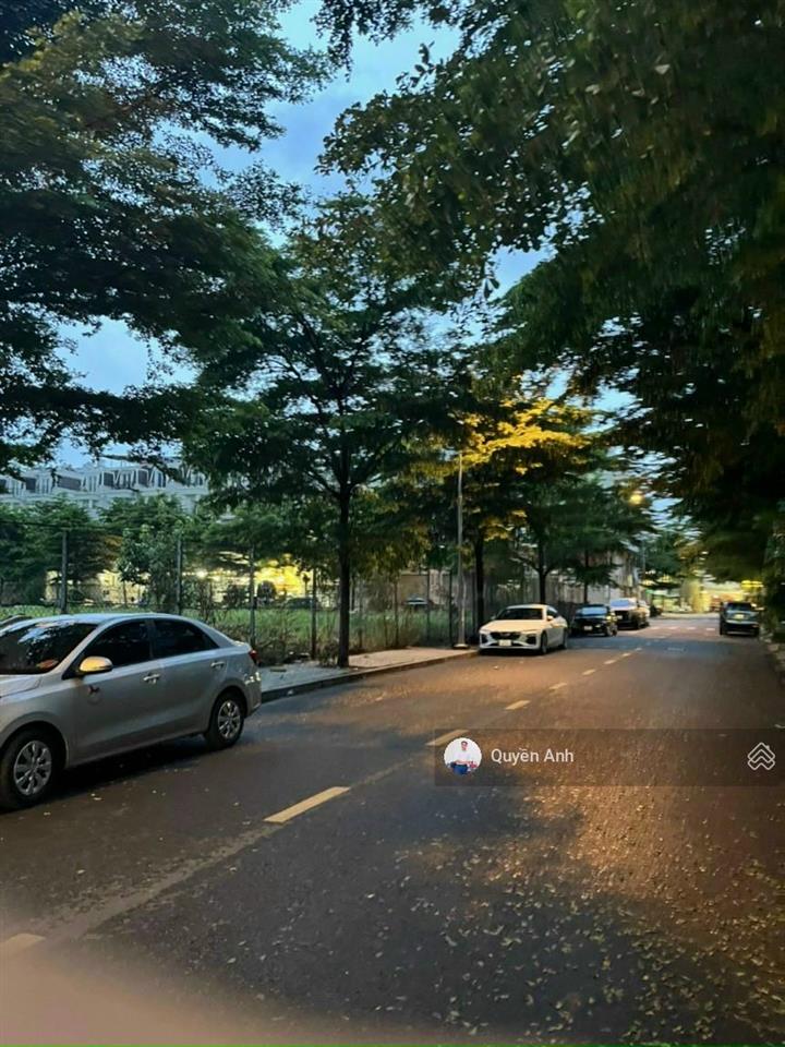 Lô đất hiếm, ngay công viên hẻm 120 đặng thùy trâm 5x20m còn sót lại, giá tốt nhỉnh 13 tỷ