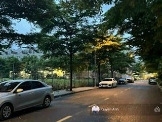 Lô đất hiếm, ngay công viên hẻm 120 đặng thùy trâm 5x20m còn sót lại, giá tốt nhỉnh 13 tỷ