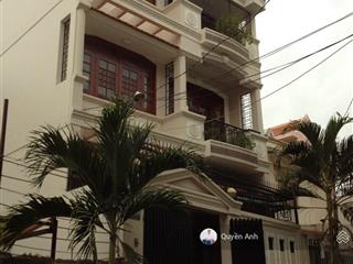 Chính chủ cần bán biệt thự đường bùi hữu nghĩa, bình thạnh 150m2 giá cực tốt, đường 10m thông