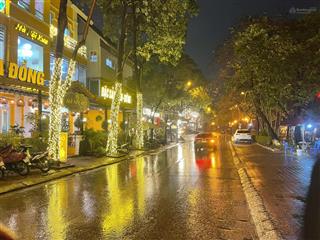 Mặt hồ văn quán, hà đông, 9 tầng thang máy, hai mặt tiền kinh doanh, 72m2, dòng tiền 80 triệu/ th