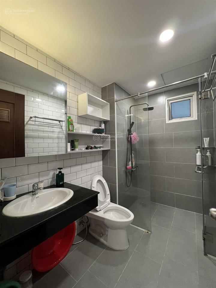 Thuê ngay căn hộ 3pn ban công lớn giá chỉ 14 triệu, tầng cao view thành phố,  0902 539 ***