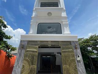 Bán nhà mới xây 100% đường 40 hiêp bình chánh, đối diện gigamall phạm văn đồng.