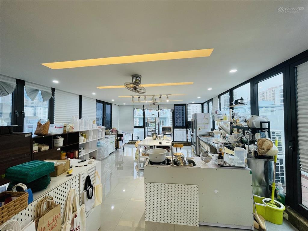 Chỉ 6 triệu có ngay văn phòng 60m2 tại phố 40 nguỵ như kon tum, view thoáng, miễn phí xe
