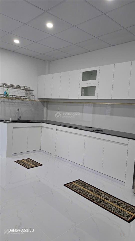 Cho thuê nhà phố khu dta, full nội thất, nhà mới 100%