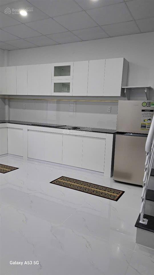 Cho thuê nhà phố khu dta, full nội thất, nhà mới 100%