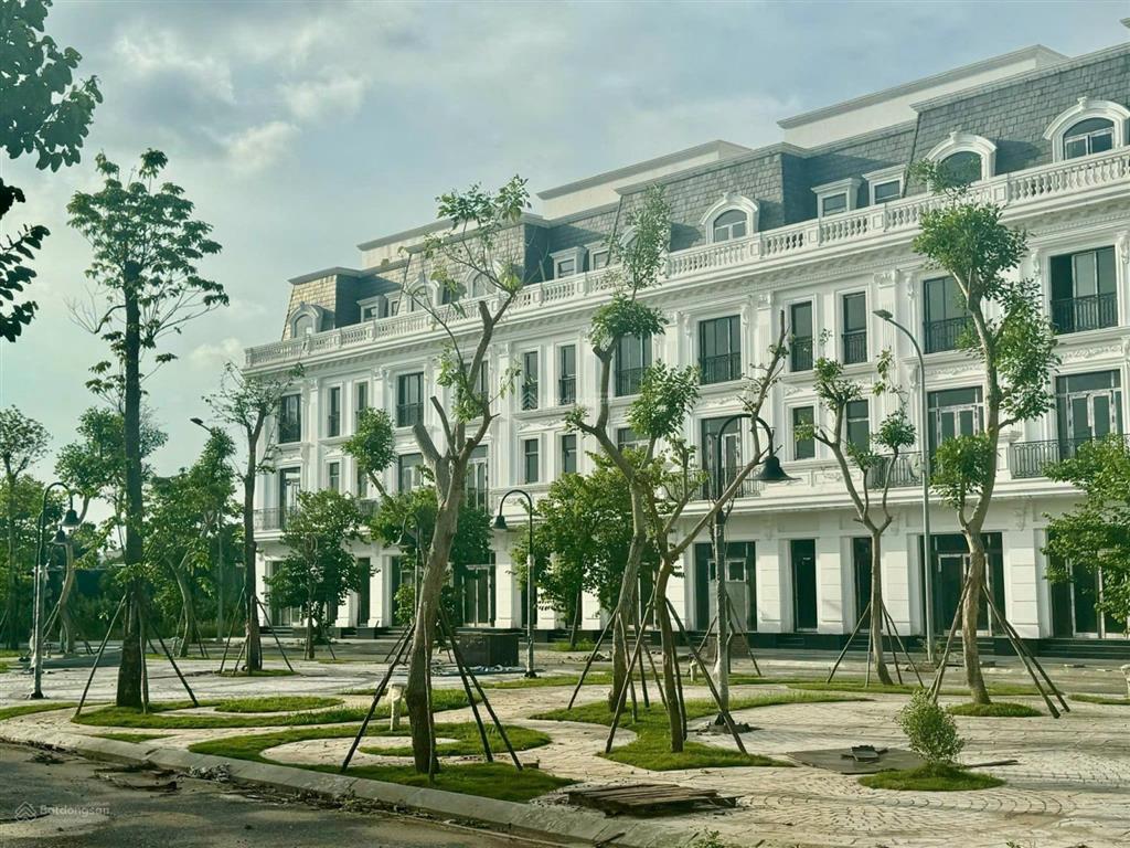 Bán liền kề căn góc tại flc premier parc đại mỗ