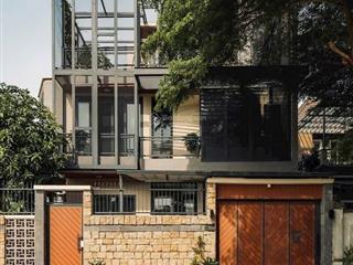 Cần bán biệt thự đẹp 240m2, giá 18,2 tỷ, view công viên full nội thất, nhà mới,  0934 933 ***
